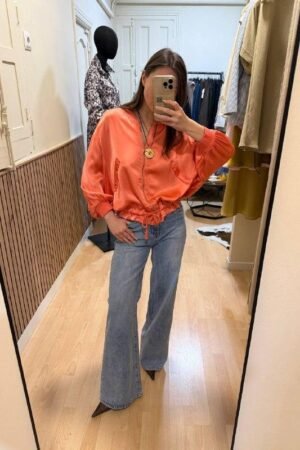 Bomber Coral de Viscosa y Seda para Mujer img